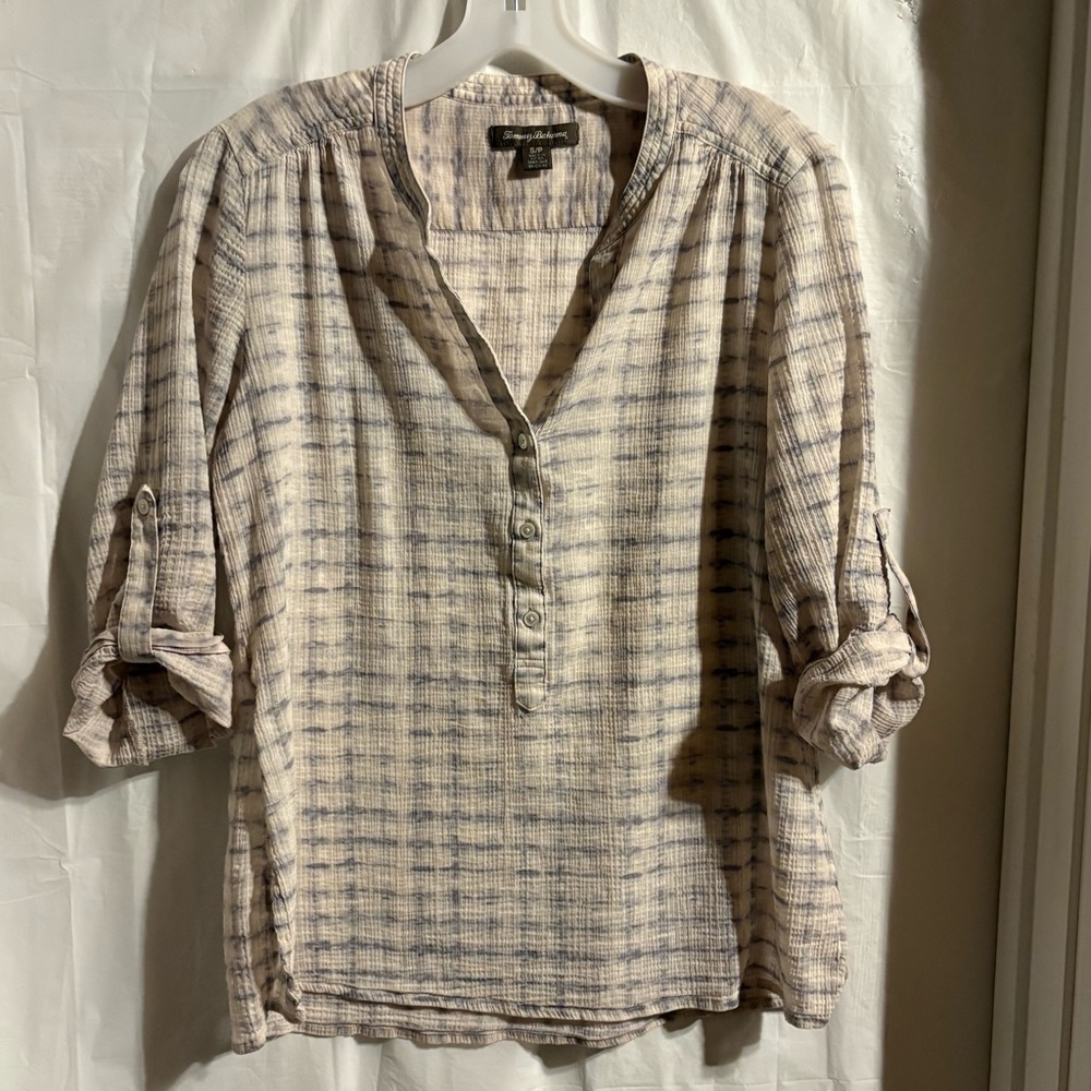 Tommy Bahama Top Womens Small 3/4 Rolled Sleeve Henley Lightweight Woven Cotton